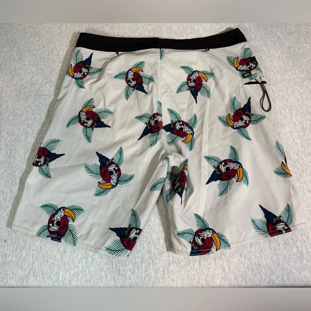 Vans Mixed Boardshorts Toucan/Parrot‎ Print 🦜